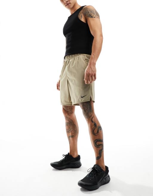 Nike Training - Dri-FIT Totality - Pantaloncini kaki da 7