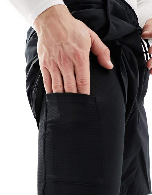 Nike Training Dri-FIT Unlimited woven 7in 2 in 1 shorts in black , 5 of 5