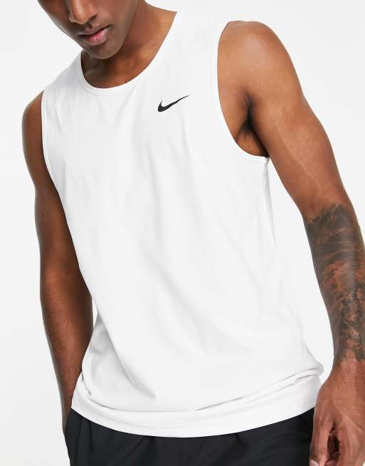 Nike hotsell gym vest