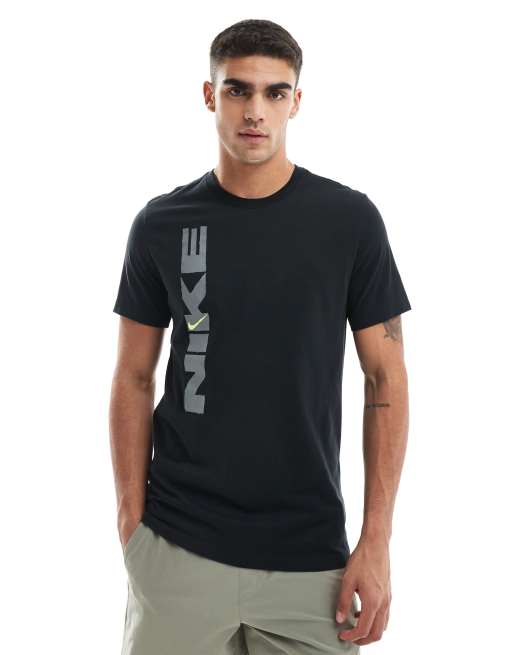 Nike Training - Dri-FIT Vintage Fitness - T-shirt nera con stampa grafica