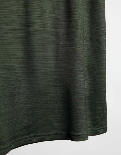 Nike Training - Dry Superset - T-shirt i kaki, 4 af 4