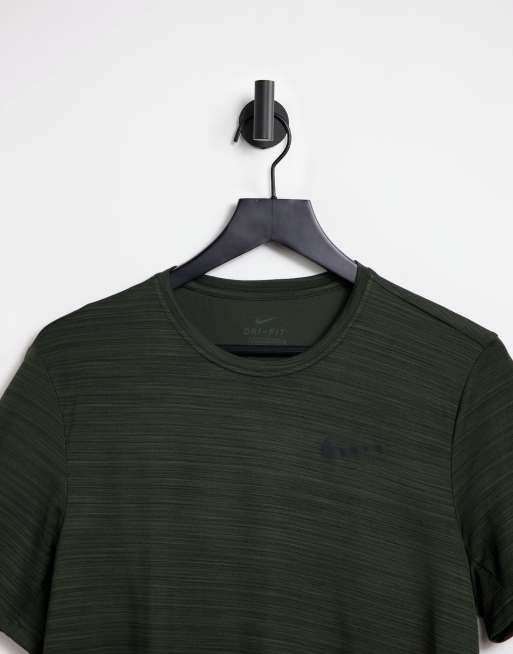 Nike Training - Dry SuperSet - T-shirt in kaki, 3 van 4