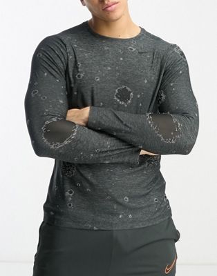 Nike Training D. Y.E. all over printed long sleeve t-shirt in grey
