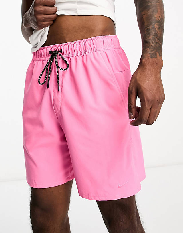 Nike Training - d.y.e. dri-fit shorts in pink