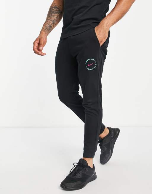 Nike Training - DYE Dri-FIT - Sorte fleece-joggingbukser