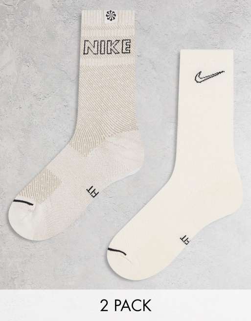 Nike Training Everyday 2-pack undyed socks in white | ASOS