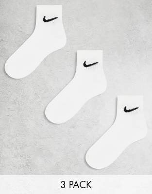 Nike Training Everyday Cushioned 3 pack ankle socks in white