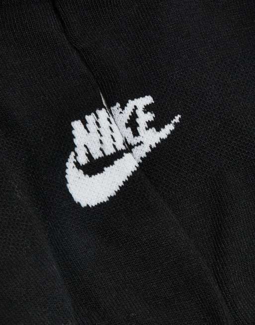 Nike Training - Everyday Essential - Pakke med 3 par crewsokker i forskellige farver, 2 af 3