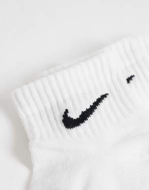 Nike Training Everyday Lightweight 3 pack ankle socks in white
