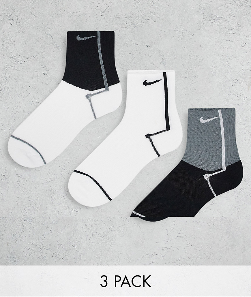 Nike Training Everyday Lightweight 3 pack unisex socks in multi