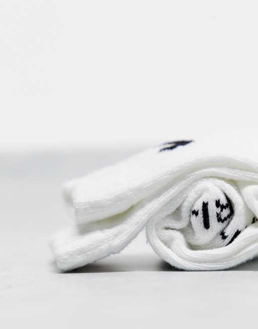 Nike Training Everyday Plus Cushioned 3 pack ankle socks in white