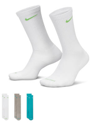 Everyday Plus Cushioned 3 pack crew socks in multi