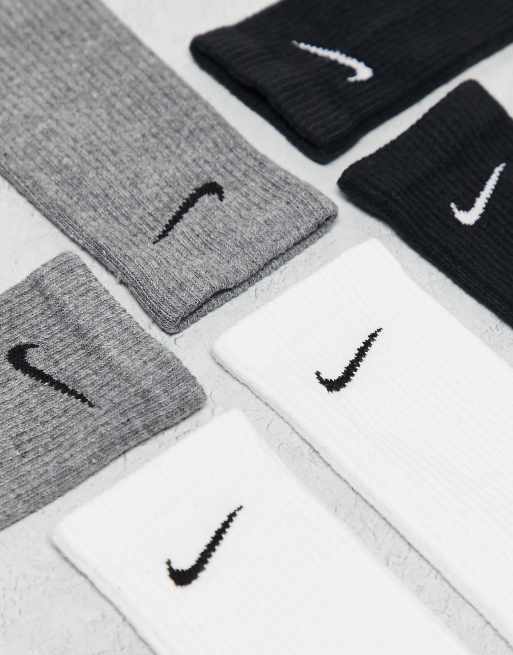 Nike Training Everyday Plus Cushioned 3 pack crew socks in white, gray and black, 4 of 4