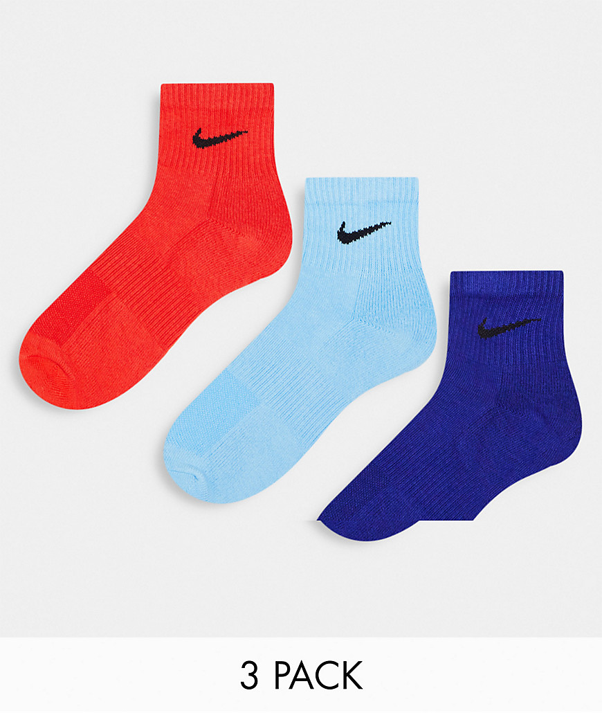 Nike Training Everyday Plus Lightweight 3-pack unisex sneaker socks in multi
