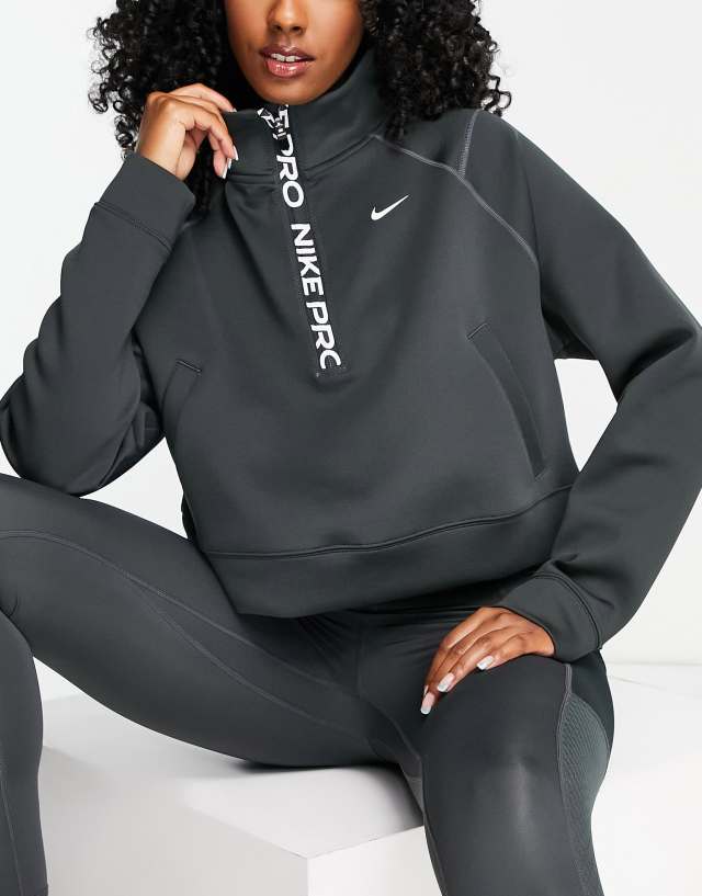 Nike Training Femme half zip sweatshirt in black