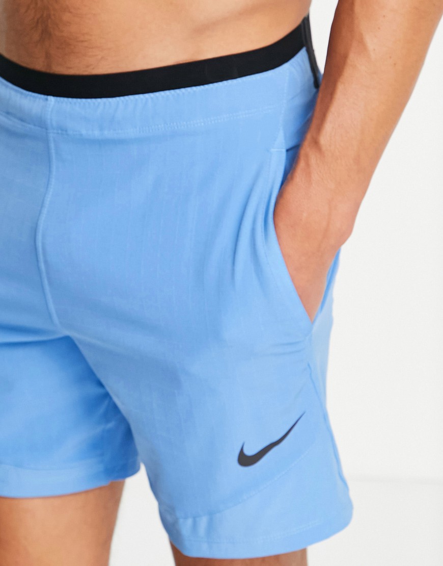 Nike Training Flex 2.0 shorts in blue-Blues