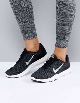 nike ginnastica nere