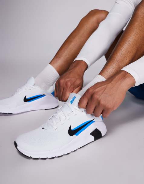 Nike Training Flex sneakers in white and blue - view 1