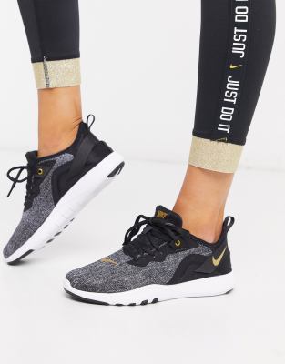 nike training flex trainers in black