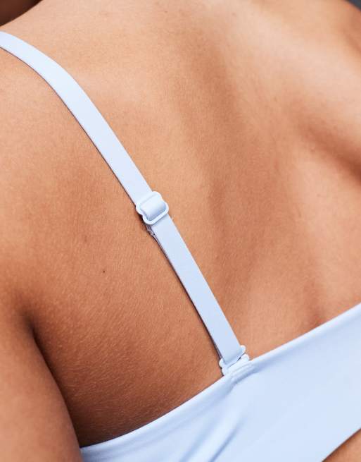 Nike Training - Form - Brassière de sport maintien léger avec bonnets triangle - Bleu clair, 2 de 4