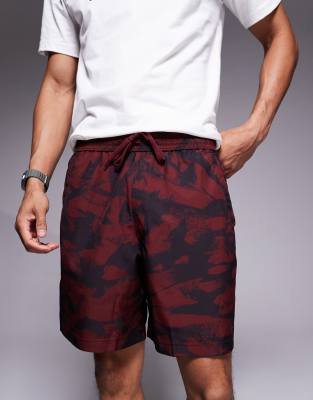 Nike Form Dri-fit 7 Inch Shorts In Red