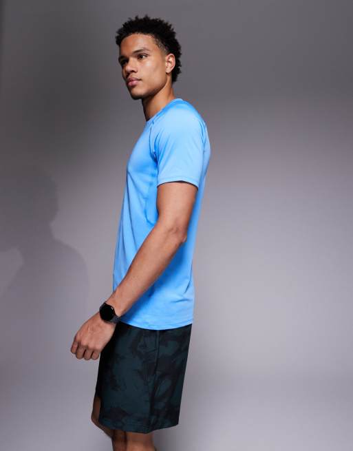 Nike Training Form Dri-FIT 7 inch shorts in green print, 3 of 5