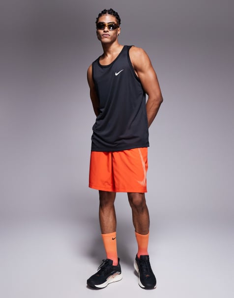 Nike Training Form Dri-FIT 9 inch shorts in red - view 1