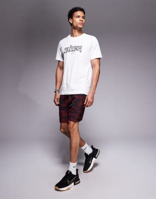 Training - Form Dri-FIT - Shorts in gemustertem Burgunderrot, 7 Zoll Schrittlänge Rot L