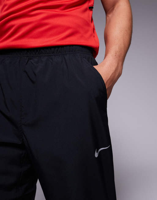 Nike Training Form Dri-FIT tapered sweatpants in black, 3 of 5