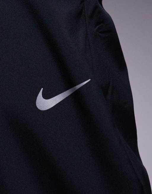 Nike Training Form Dri-FIT tapered sweatpants in black, 5 of 5