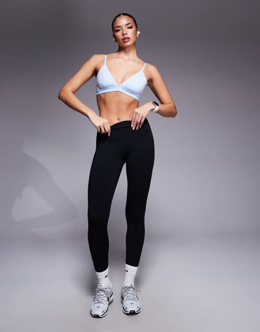 Nike Training - Form - Lyseblå trekants-sports-BH med let støtte, 4 af 4