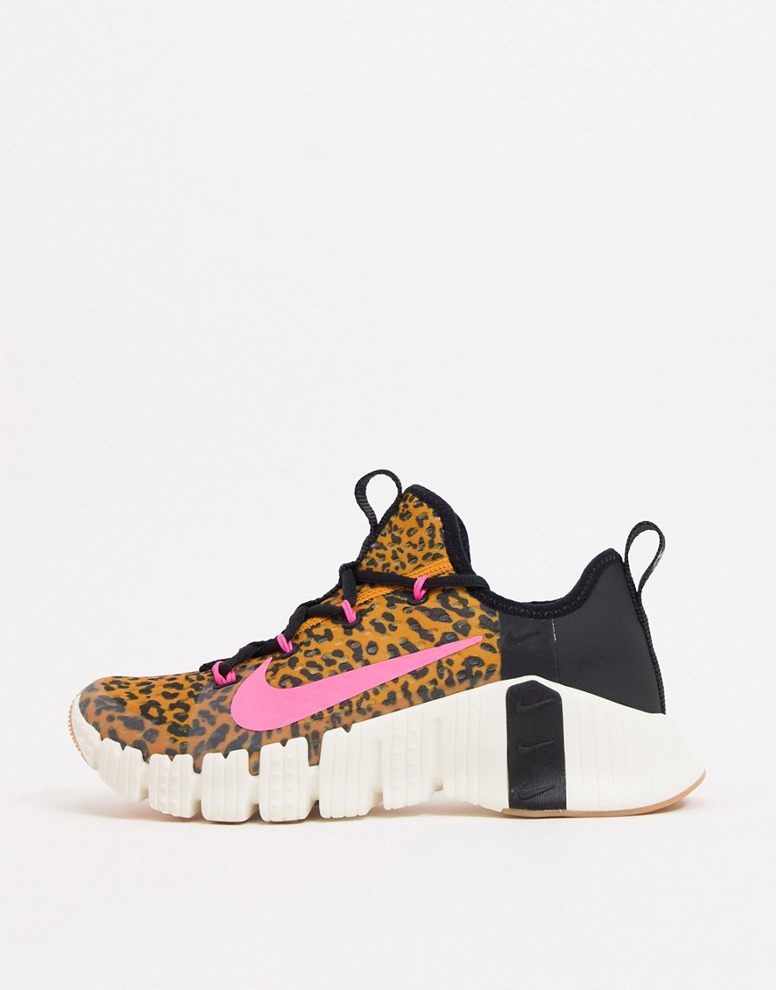 Nike Training - Free Metcon 3 - Sneakers met luipaardprint-Bruin