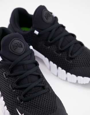 nike metcon 4 black white