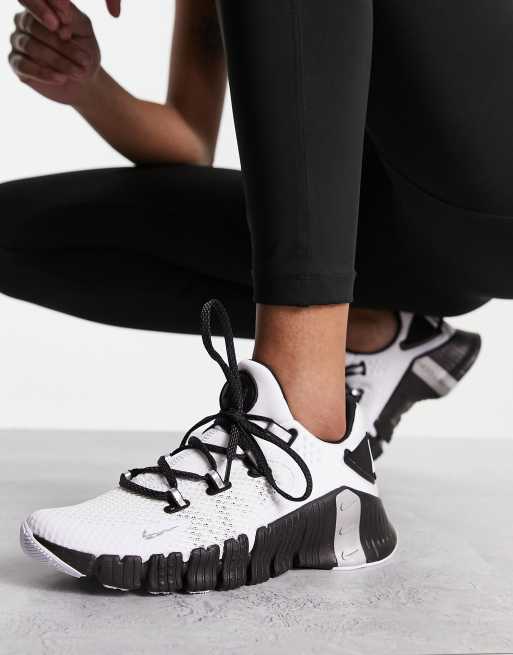 Nike Training Free Metcon 4 trainers in white and black