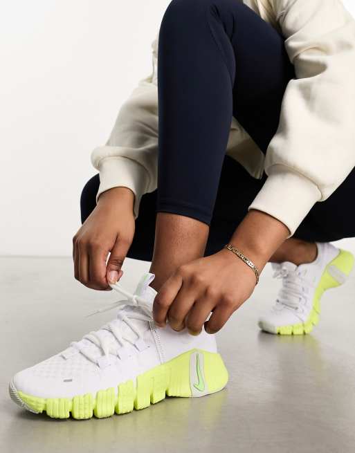 Nike Training Free Metcon 5 Baskets Blanc et citron vert