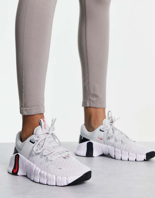 Nike Training Free Metcon 5 trainer in white ASOS