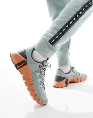 Nike Training Free Metcon 5 trainers in grey and orange  - ASOS Price Checker
