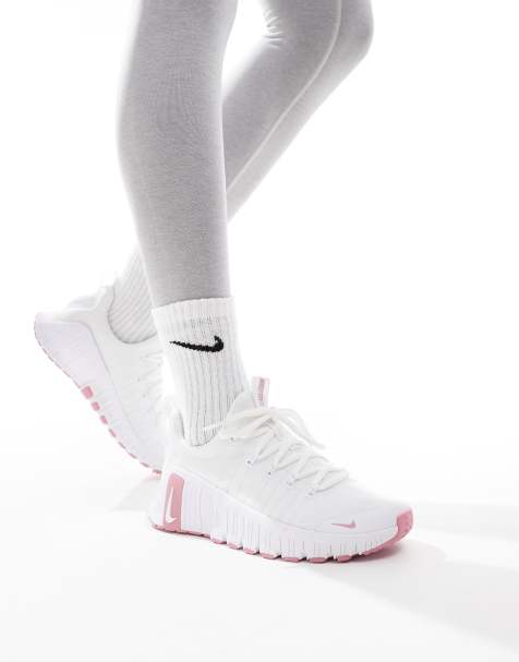 Nike Training - Free Metcon 6 - Baskets - Blanc et rose - view 1