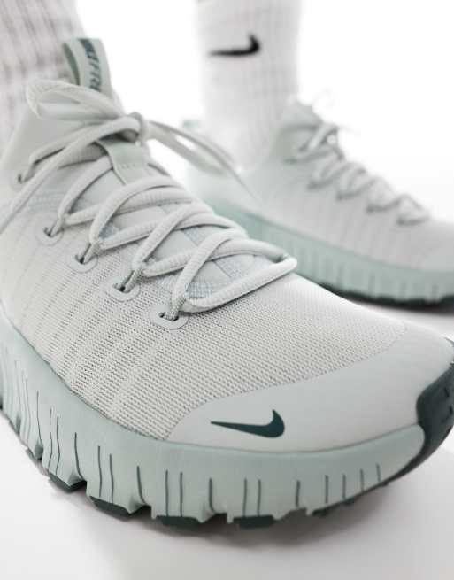 Nike Training Free Metcon 6 trainers in green