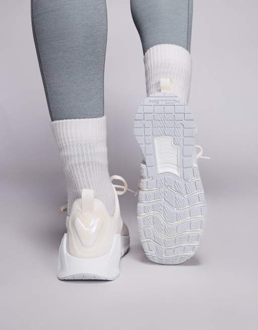 Nike Training – Free Metcon 6 – Rosa och vita träningsskor, 5 av 5
