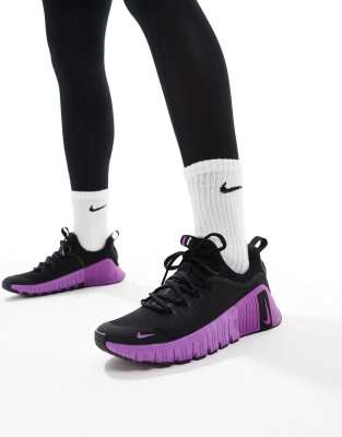 Nike Training - Free Metcon 6 - Sneaker in Schwarz und Lila