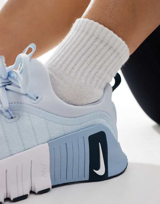 Nike Training - Free Metcon 6 - Sneakers in lichtblauw en wit, 3 van 5