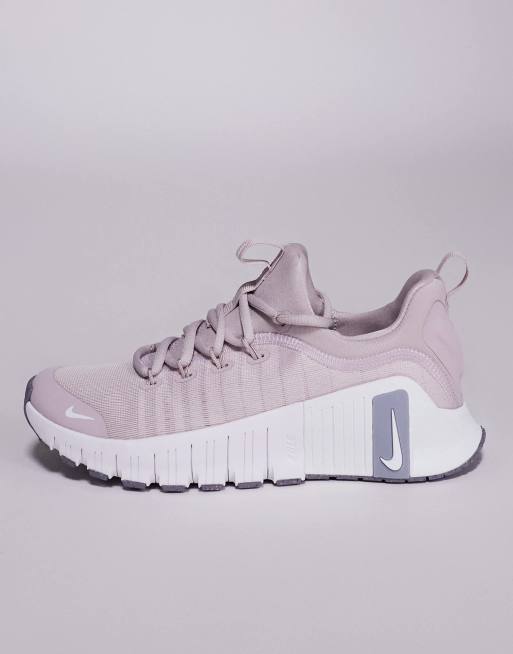 Nike Training Free Metcon 6 sneakers in light purple and white, 2 of 5