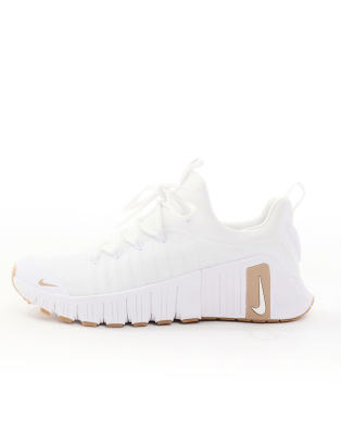 Nike Free Metcon 6 Sneakers In White
