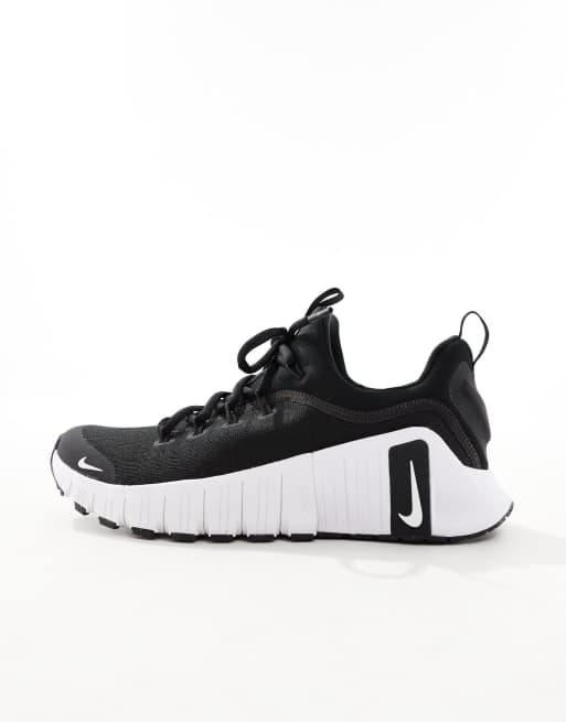 Nike Training Free Metcon 6 trainers in black and white, 2 of 5