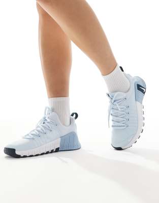 Nike Training Nike Training Free Metcon 6 trainers in light blue and white