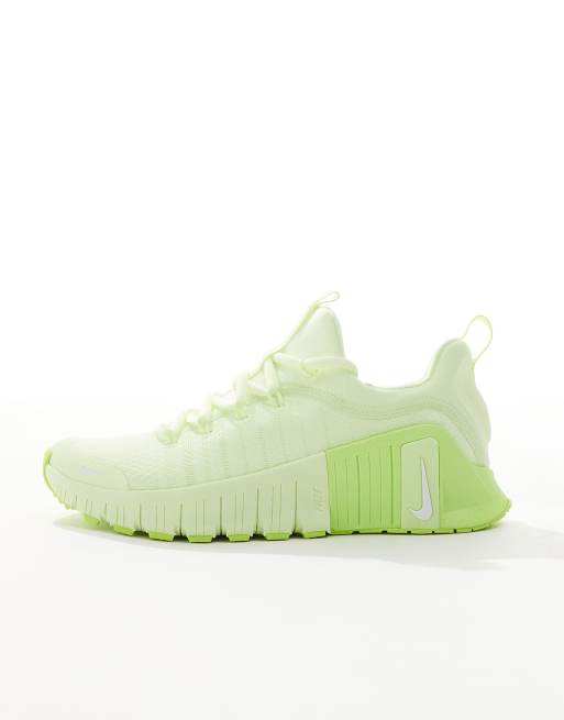 Nike Training Free Metcon 6 trainers in lime green, 2 of 5