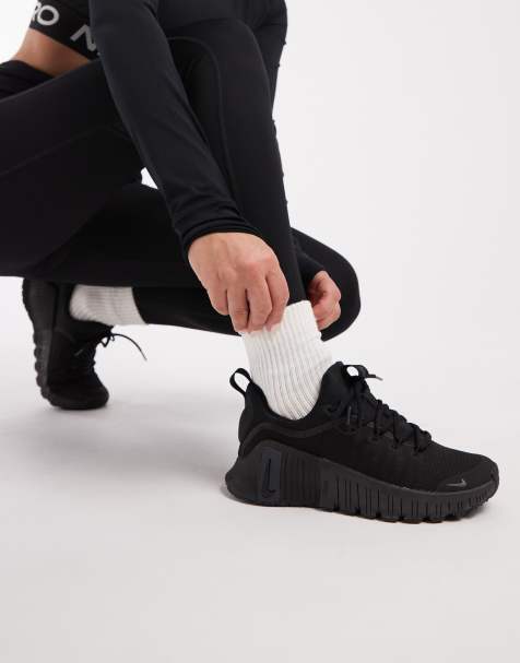 Nike Training Free Metcon 6 trainers in triple black - view 1