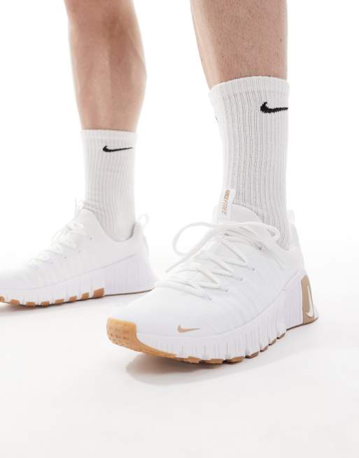 Nike Training Free Metcon 6 trainers in white and brown