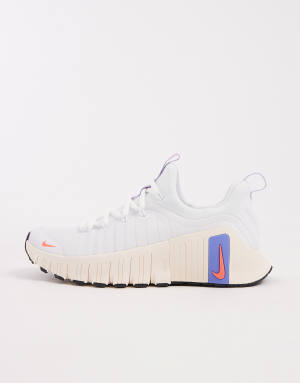 Nike Training Free Metcon 6 trainers in white and purple